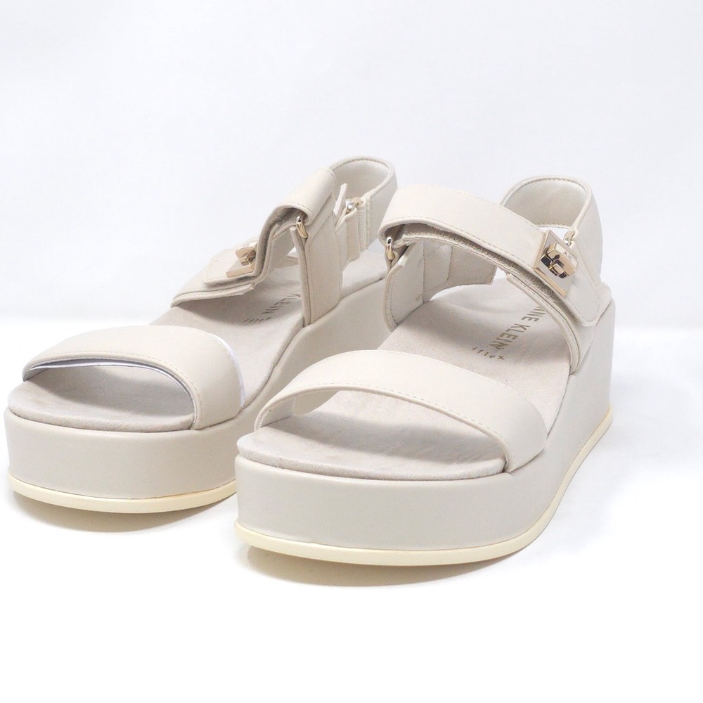 Anne Klein Akverse Off White Sandals Women’s 9M